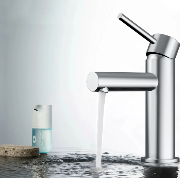 Single Handle Solid Brass Bathroom Basin Faucet (Model: iKON-AB000005)